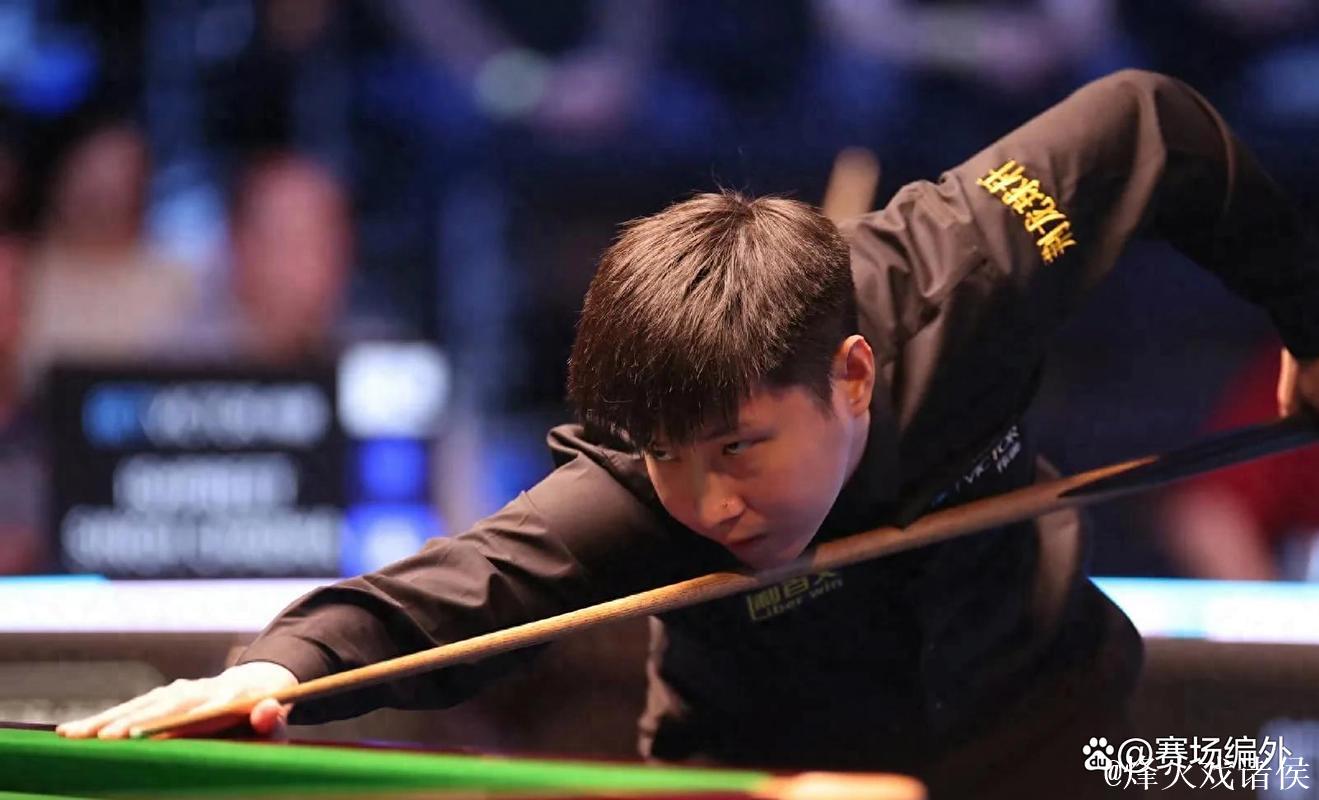赵心童以4-1击败宾汉姆 成功挺进斯诺克英国公开赛32强 赵心童以4-1击败宾汉姆 成功挺进斯诺克英国公开赛32强